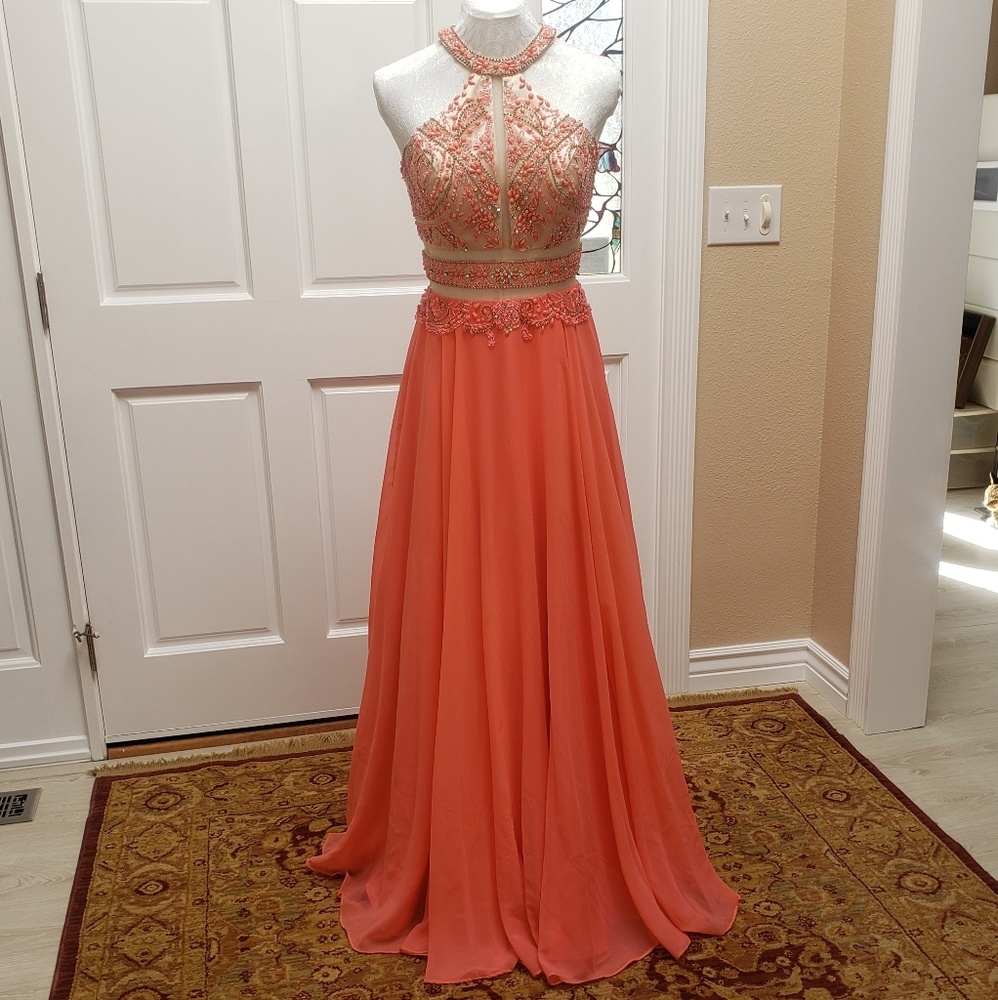 It's prom/homecoming season. Got your dress?
